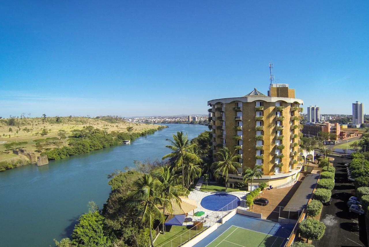 Hotel Beira Rio Itumbiara Extérieur photo